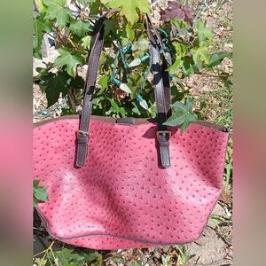 Elegant Leather Ostrich Tote